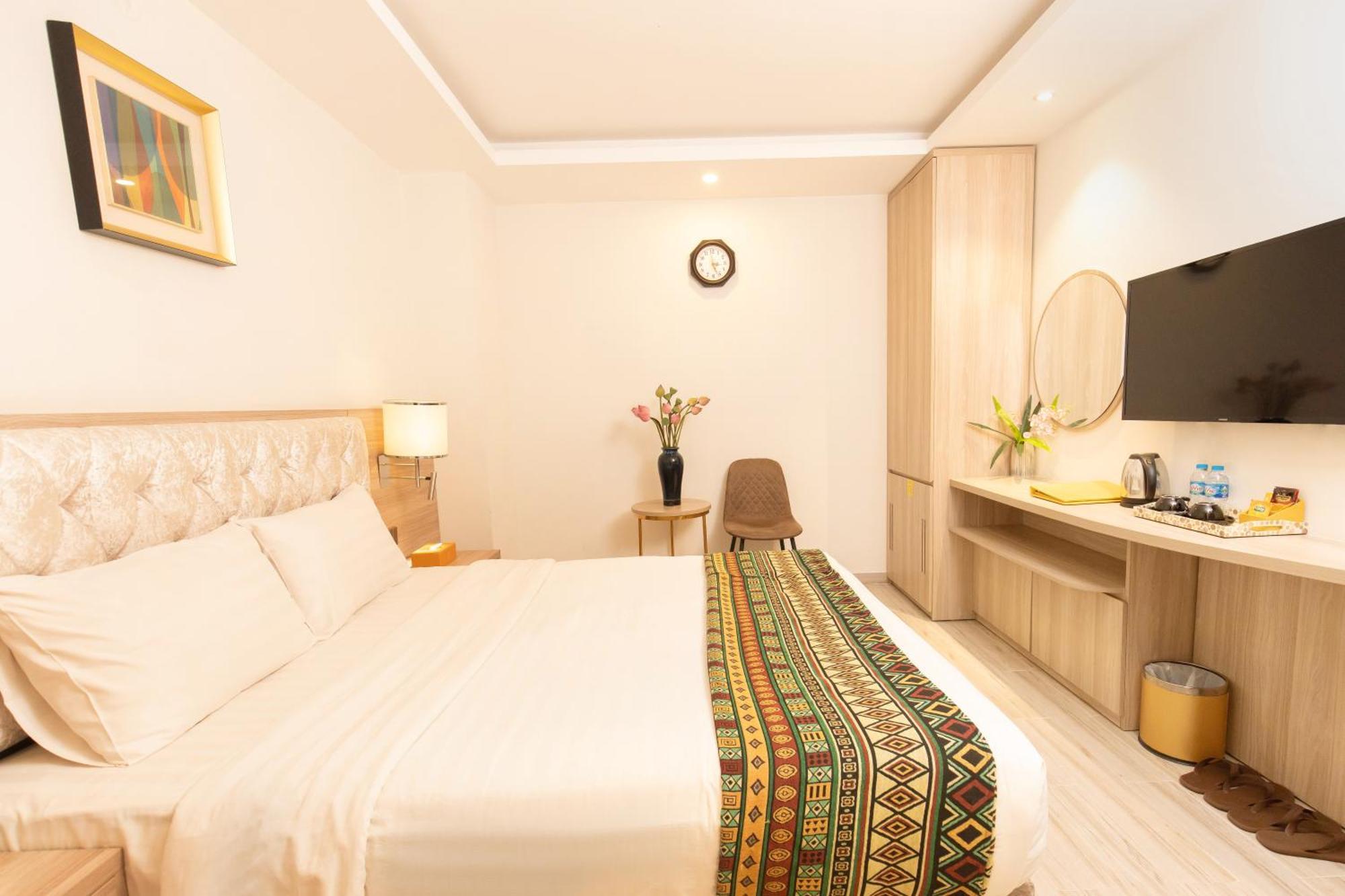 Nicecy Suite Hotel & Spa Хошимин Экстерьер фото
